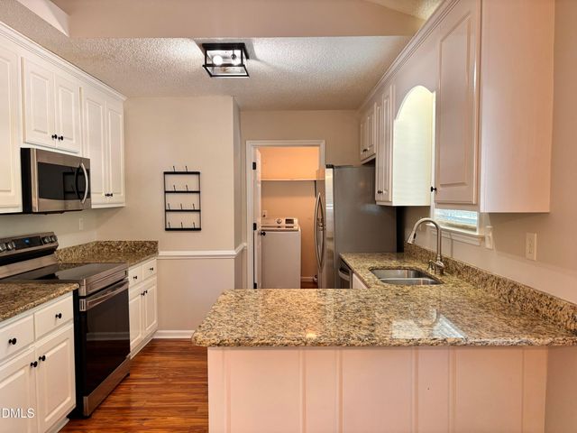 115 Sommerset Drive, Clayton, NC 27520