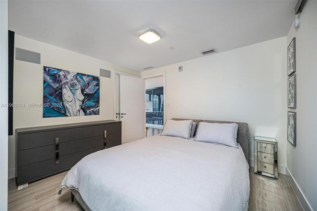 1451 Brickell Ave 2204, Miami, FL 33131