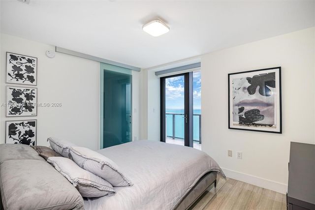 1451 Brickell Ave 2204, Miami, FL 33131