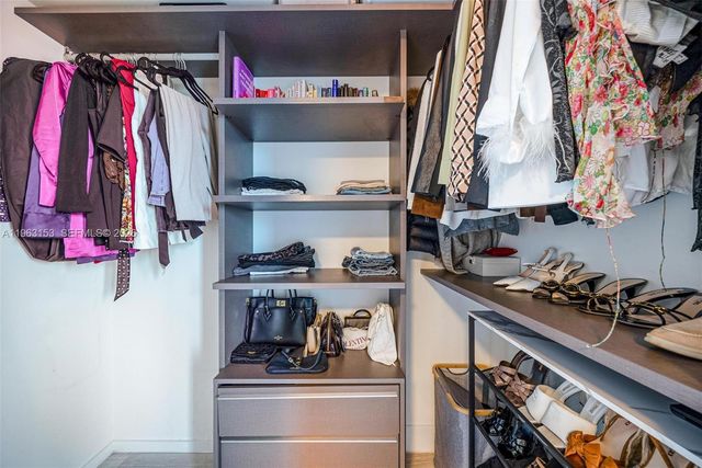 1451 Brickell Ave 2204, Miami, FL 33131