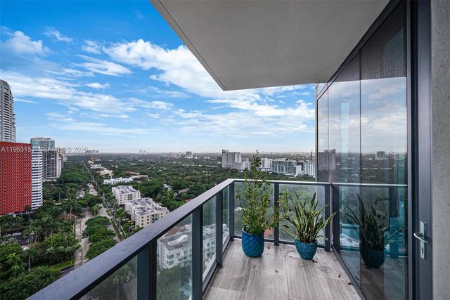 1451 Brickell Ave 2204, Miami, FL 33131