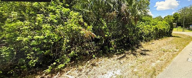 2600 E 19TH STREET, Lehigh Acres, FL 33972