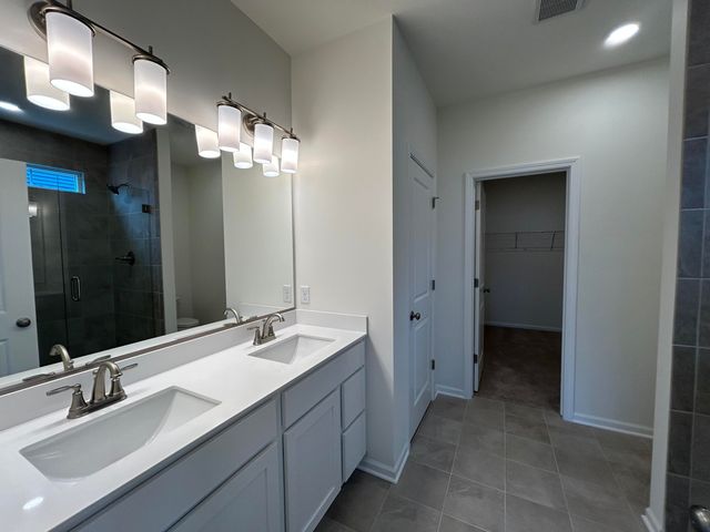 3203 Viridian Way, Valparaiso, IN 46385