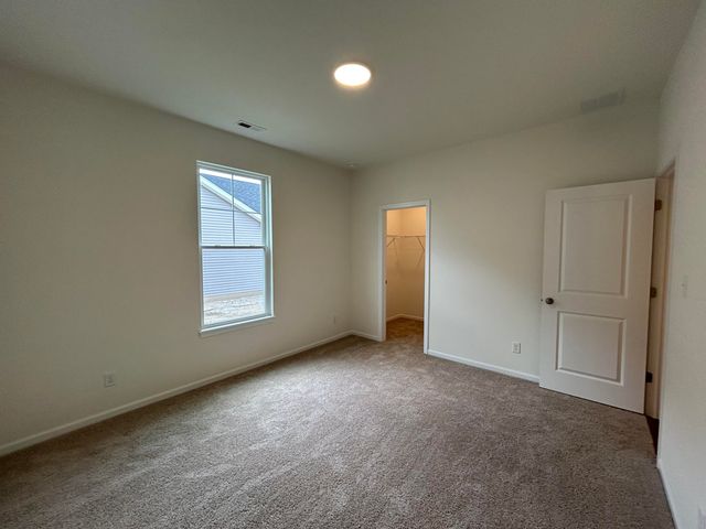 3203 Viridian Way, Valparaiso, IN 46385