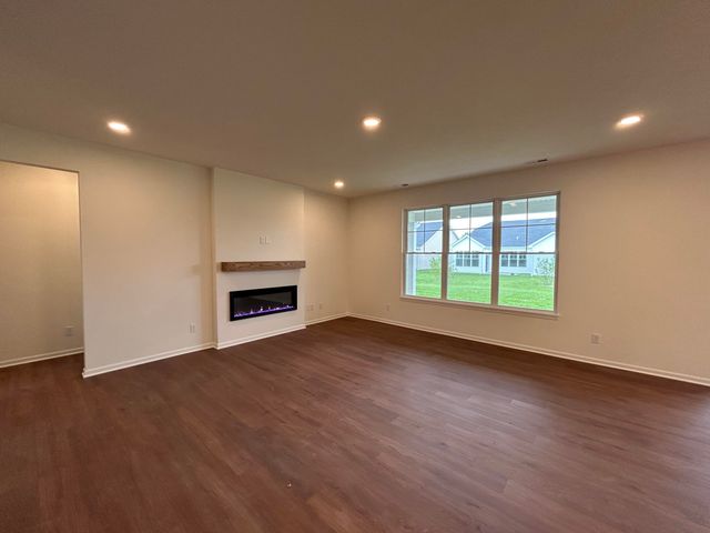 3203 Viridian Way, Valparaiso, IN 46385