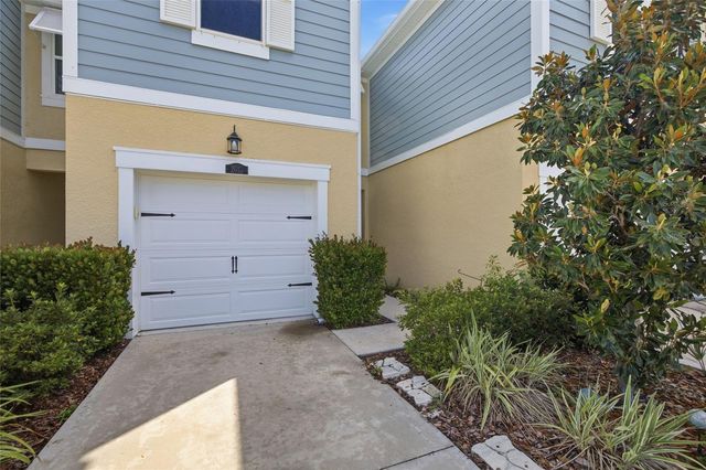 2013 SUNSET WIND LOOP, Oldsmar, FL 34677
