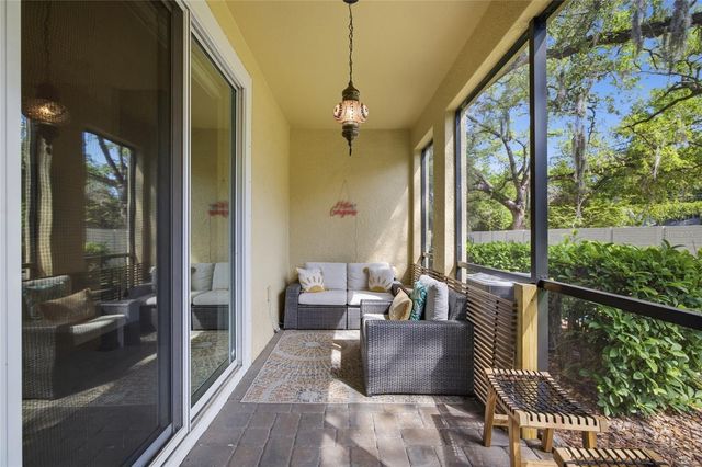 2013 SUNSET WIND LOOP, Oldsmar, FL 34677