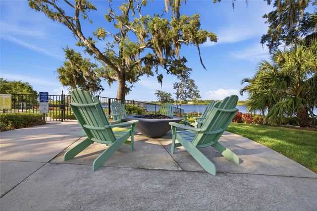 2013 SUNSET WIND LOOP, Oldsmar, FL 34677