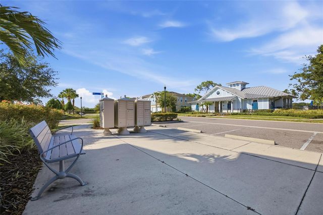 2013 SUNSET WIND LOOP, Oldsmar, FL 34677