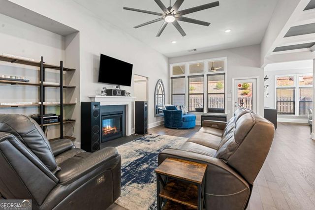 542 Bray Street, Woodstock, GA 30188