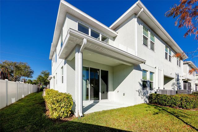 1527 CALDERA COURT, Clearwater, FL 33756