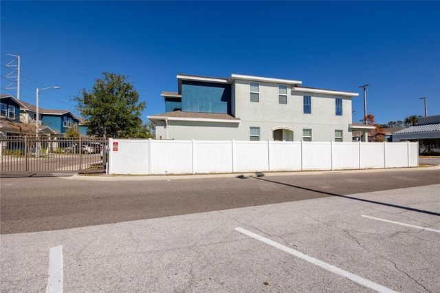 1527 CALDERA COURT, Clearwater, FL 33756