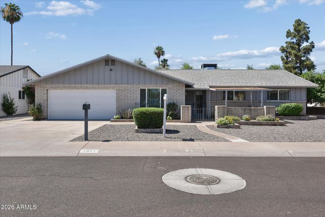 1971 E PEGASUS Drive, Tempe, AZ 85283