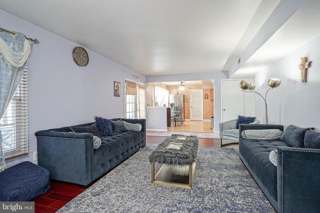 20 CORTLAND LN, Sewell, NJ 08080