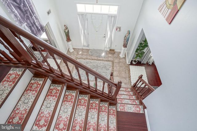 20 CORTLAND LN, Sewell, NJ 08080