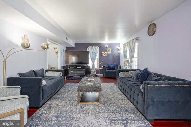 20 CORTLAND LN, Sewell, NJ 08080