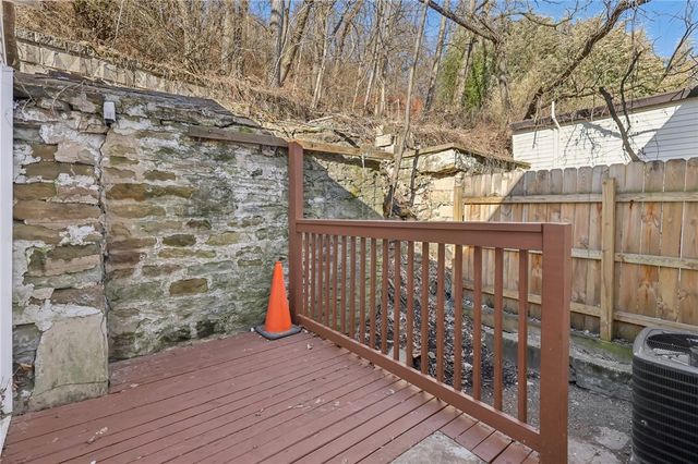 1234 High St, Spring Garden, PA 15212