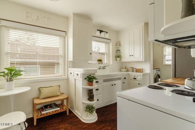 1495 Coolidge Avenue, Pasadena, CA 91104