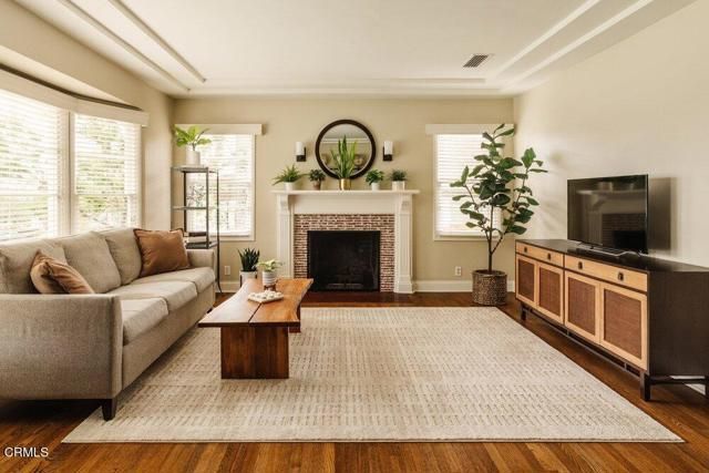 1495 Coolidge Avenue, Pasadena, CA 91104