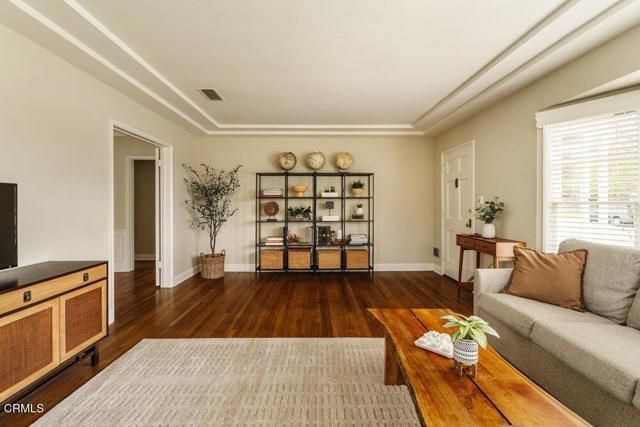 1495 Coolidge Avenue, Pasadena, CA 91104