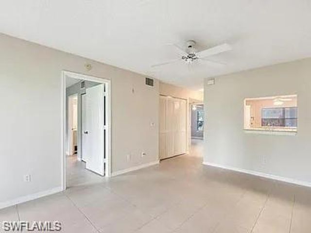 109 Wading Bird CIR # V102, Naples, FL 34110