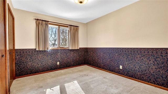 518 E Chippewa Street, Cadott, WI 54727