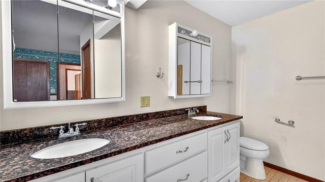 518 E Chippewa Street, Cadott, WI 54727