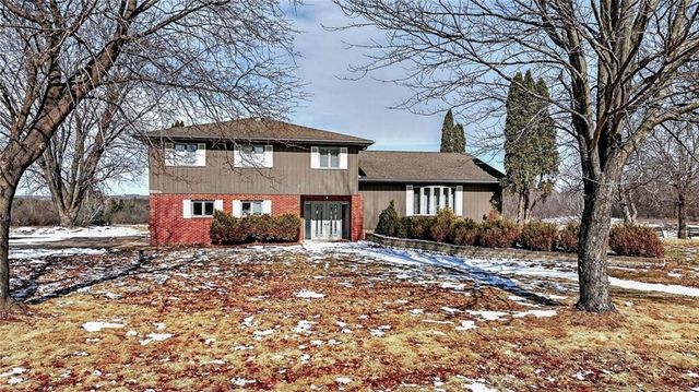 518 E Chippewa Street, Cadott, WI 54727