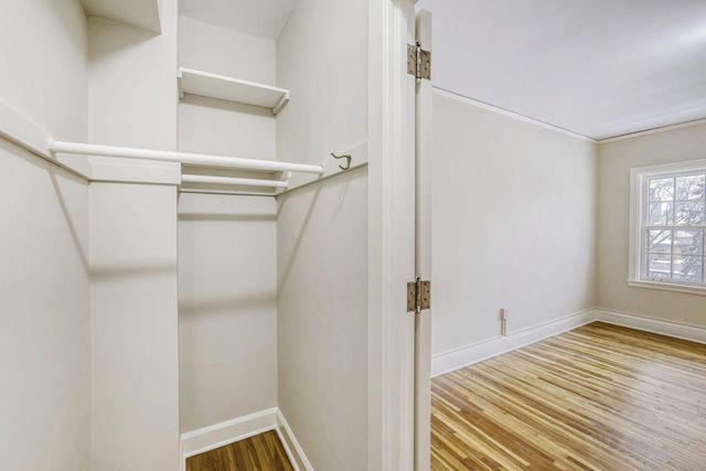 2615 Park Avenue 307, Minneapolis, MN 55407