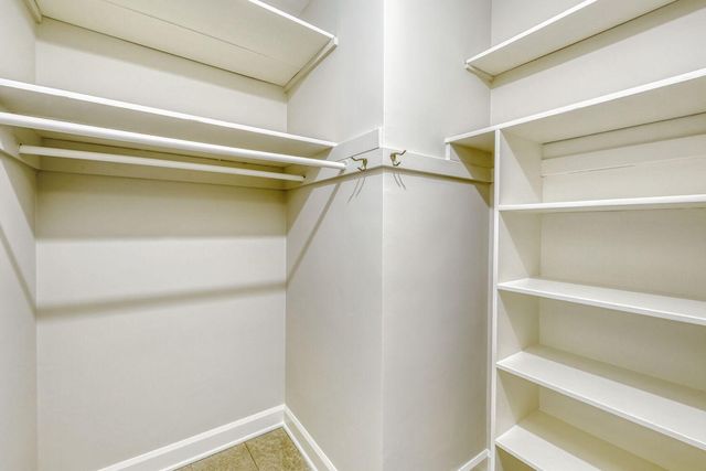 2615 Park Avenue 307, Minneapolis, MN 55407