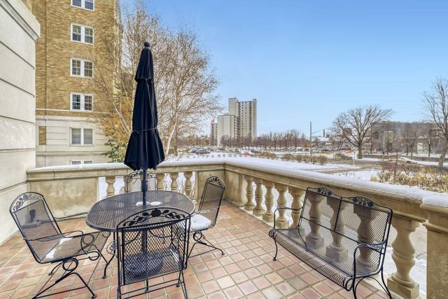 2615 Park Avenue 307, Minneapolis, MN 55407
