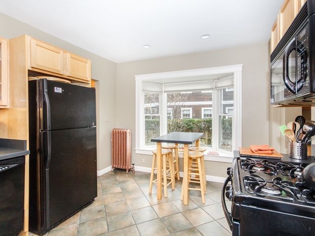 62 Granville Rd 1, Cambridge, MA 02138