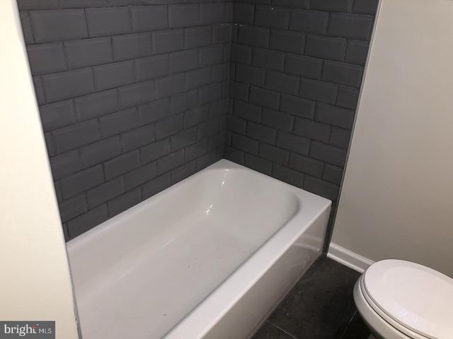 504 BRIDGE ST, Beverly, NJ 08010