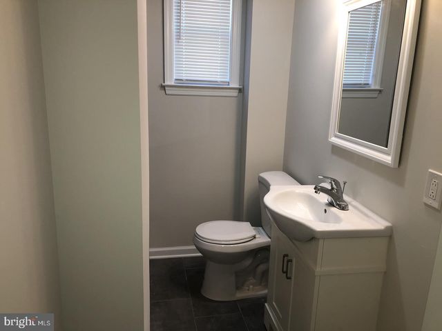 504 BRIDGE ST, Beverly, NJ 08010