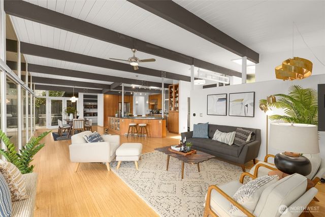 3515 72nd Avenue SE, Mercer Island, WA 98040
