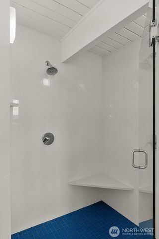 3515 72nd Avenue SE, Mercer Island, WA 98040