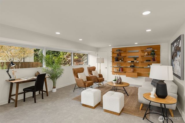 3515 72nd Avenue SE, Mercer Island, WA 98040