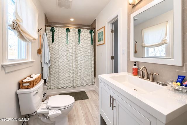 12 E Westside Avenue, Red Bank, NJ 07701