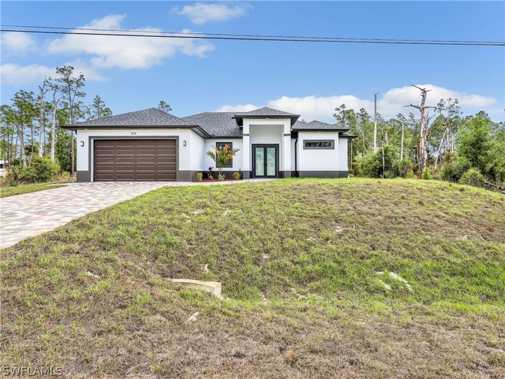 808 Willard AVE, Lehigh Acres, FL 33972