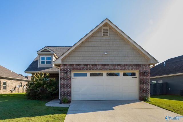 8308 Stillwater Circle NW, Huntsville, AL 35806