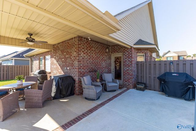 8308 Stillwater Circle NW, Huntsville, AL 35806