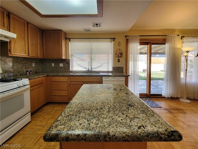 180 Enloe Street, Henderson, NV 89074