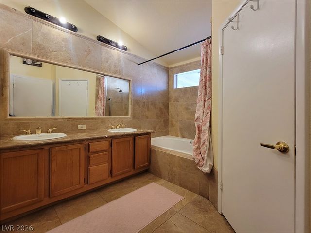 180 Enloe Street, Henderson, NV 89074