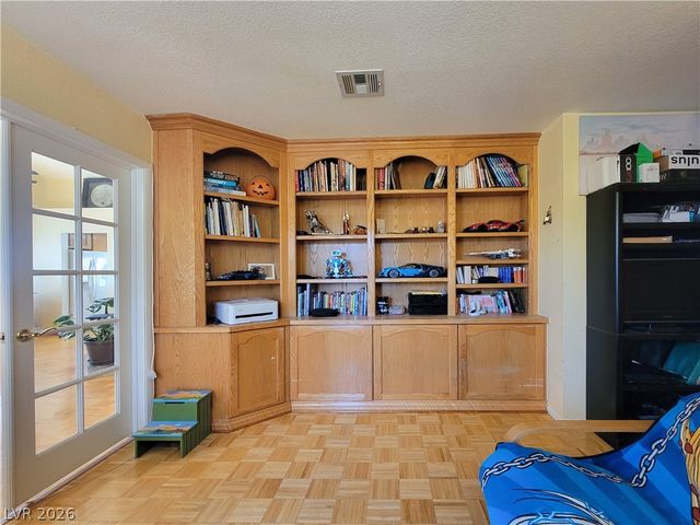 180 Enloe Street, Henderson, NV 89074