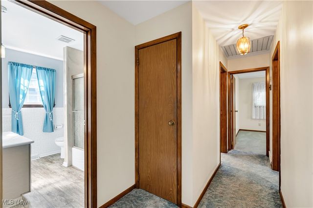 2959 Holyoke Drive, Youngstown, OH 44514