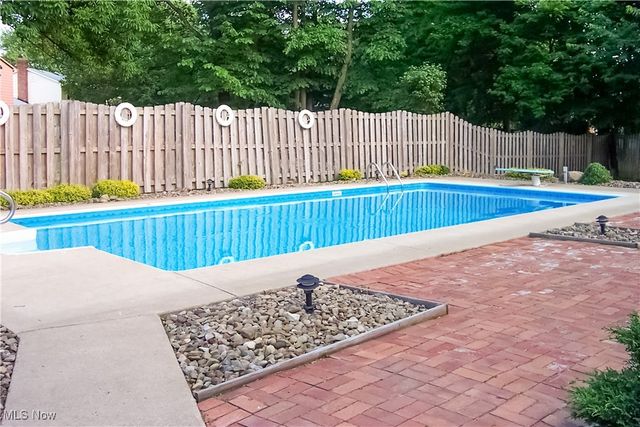 2959 Holyoke Drive, Youngstown, OH 44514