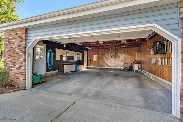 2959 Holyoke Drive, Youngstown, OH 44514