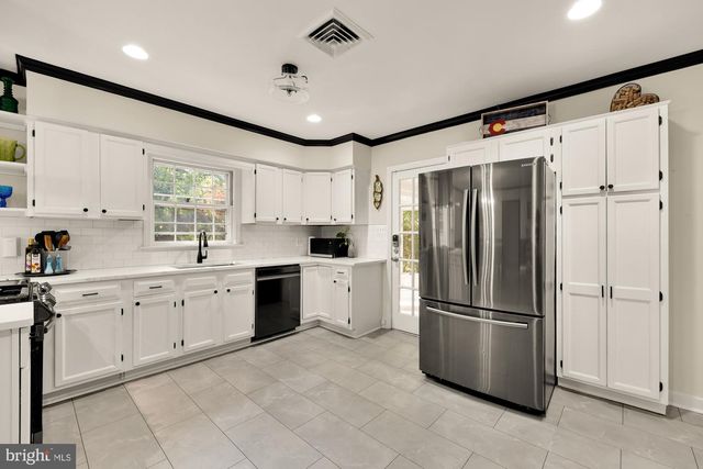 4112 DOWNING ST, Annandale, VA 22003