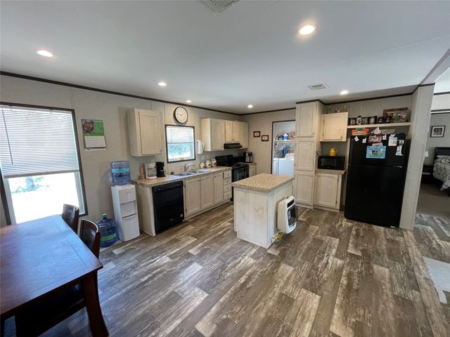 6220 New Mexico Trail, Granbury, TX 76048