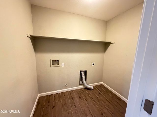 3431 E ACOMA Drive, Phoenix, AZ 85032